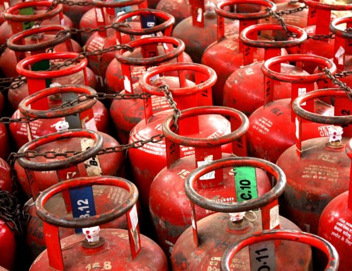 LPG Price Hike: Inflation hit in the new year, LPG cylinder prices increased, know full details
