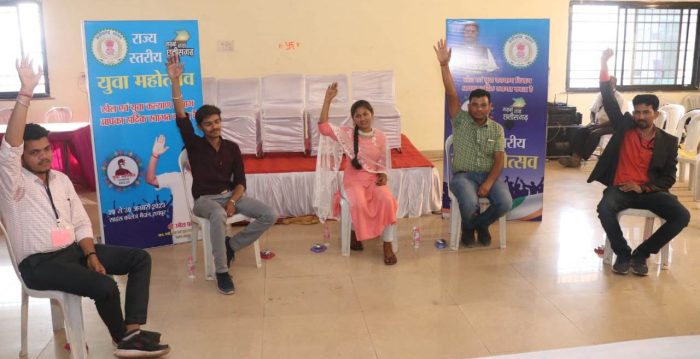 State Youth Festival 2023: Bastar and Surguja division first in quiz competition