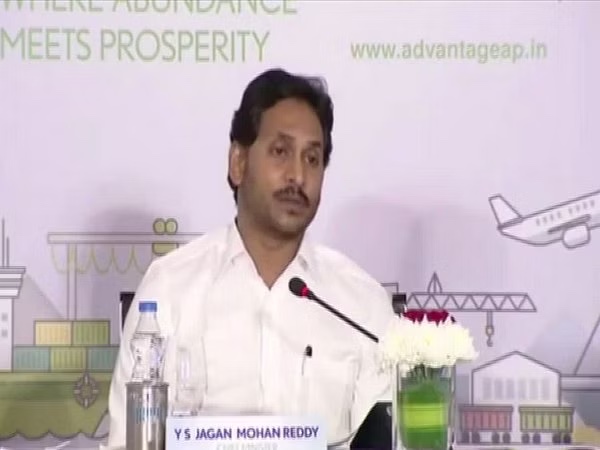 CM announced : आंध्र प्रदेश की नई राजधानी होगी विशाखापत्तनम….