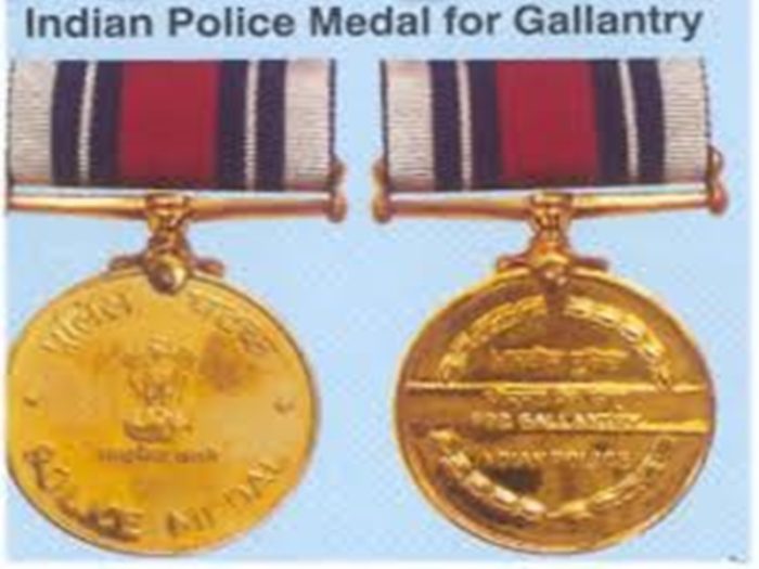 Police Medal Announced Breaking : IPS अभिषेक पल्लव सहित इन 7 पुलिस को वीरता पदक…देखें पूरी लिस्ट