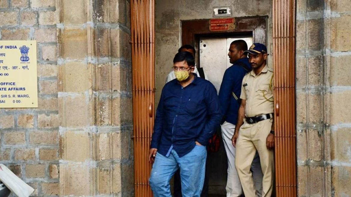 Guinness Book : गिनीज बुक में नाम दर्ज करा चुके मुच्छड़ पानवाला को मुंबई पुलिस ने गिरफ्तार किया, ये है वजह