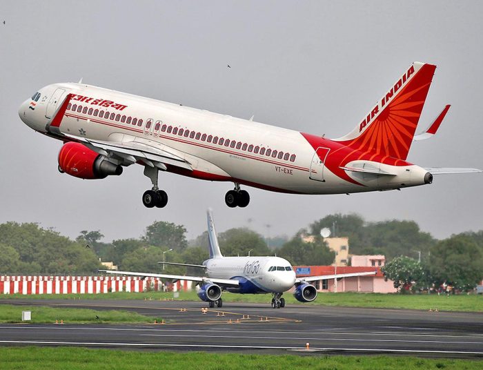 Emergency Landing: Emergency landing of Air India's Boeing 777 plane, 300 passengers were on board, what was the reason?