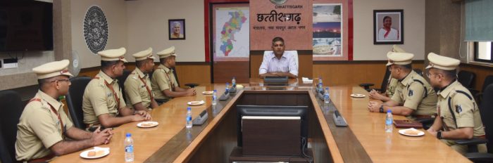 Trainee Officers: Courtesy call on Indian Police Service Trainee Officers from the Chief Secretary