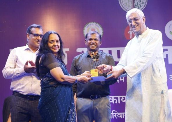 Ayushman Card: Raigarh district honored in the state for top performance in Ayushman card registration