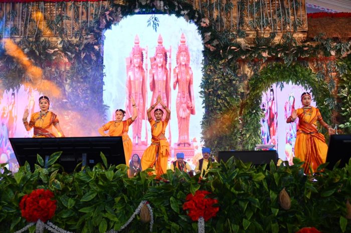 National Ramayana Festival: Presentation of Ramayana troupe from Bacheli, a remote Vananchal region of Dantewada