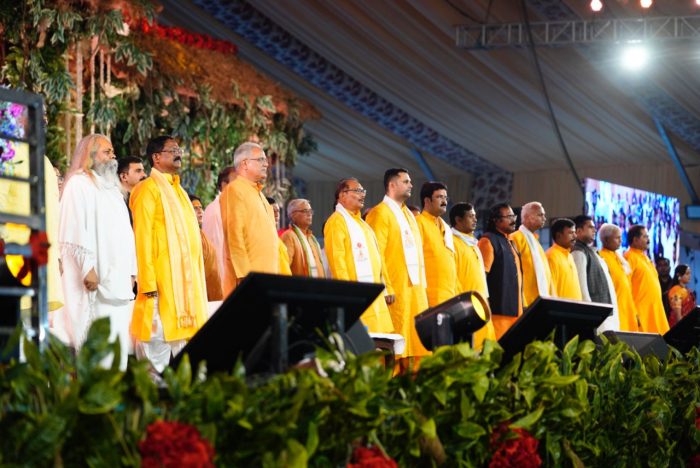 National Ramayana Festival: At the beginning of the closing program of the National Ramayana Festival, the Chief Minister and all those present paid their tribute to the dead in the Balasore train accident by keeping silence for 2 minutes...