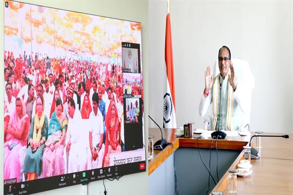 Virtual Ceremony: The Chief Minister virtually participated in mass marriage ceremonies held in Panna and Jhabua districts.