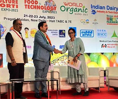 Organic Farming: Vedeshwari Sharma was honored in New Delhi for organic farming