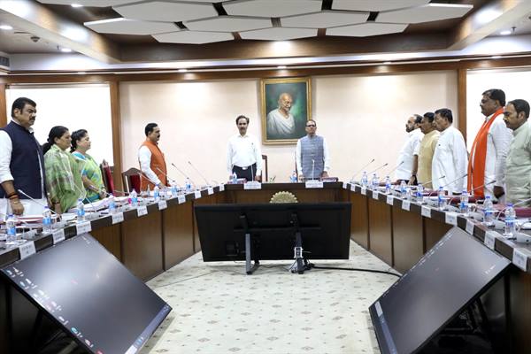 MP Cabinet Meeting: The meeting of the Council of Ministers started with the singing of Vande-Mataram under the chairmanship of the Chief Minister.