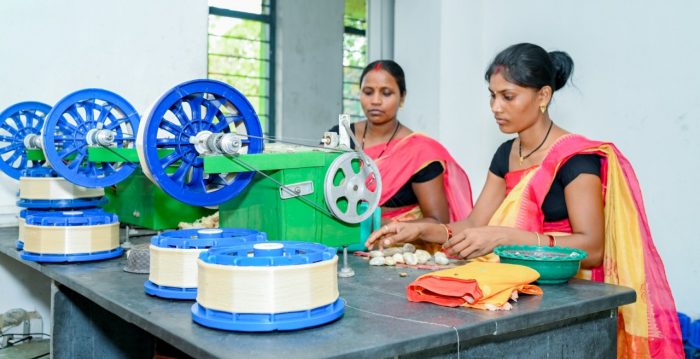 Special Article : Women's prosperity with silk thread... Women are getting employment in Ripa