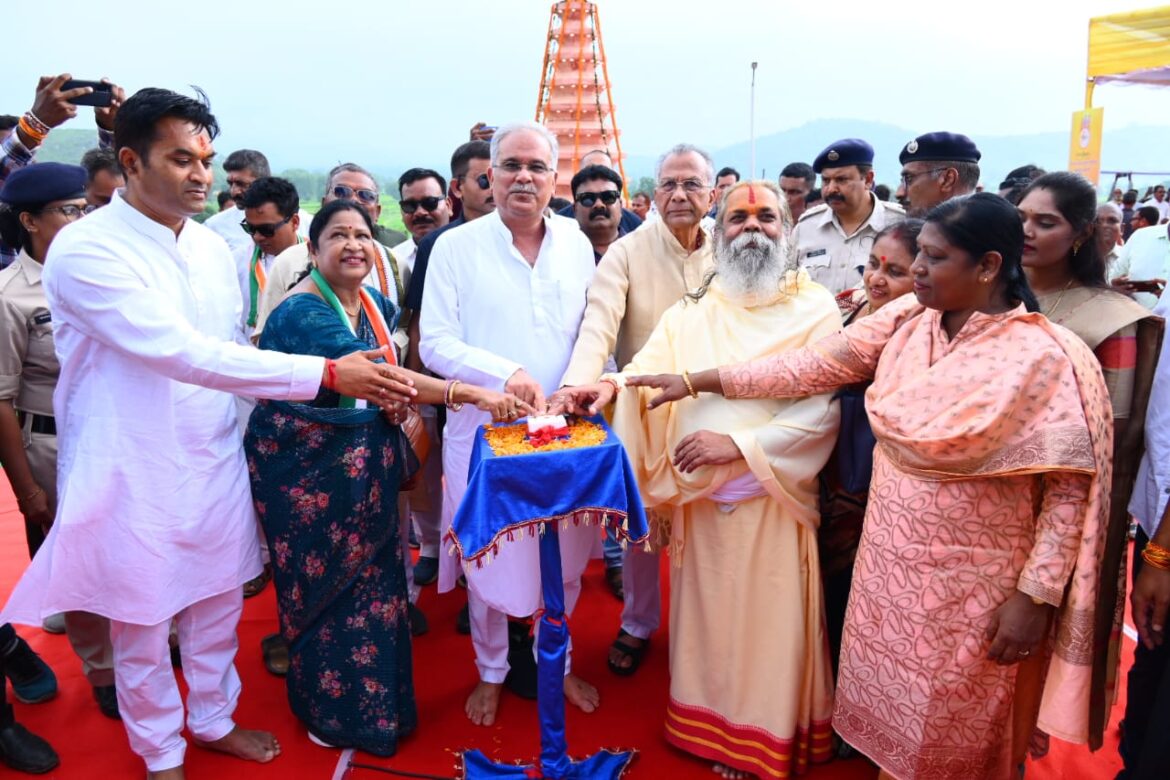 CM in Mukundpur : मुख्यमंत्री भूपेश बघेल ने नगरी-सिहावा के मुकुंदपुर में राम वन गमन पर्यटन परिपथ के निर्माण कार्यों का किया लोकार्पण