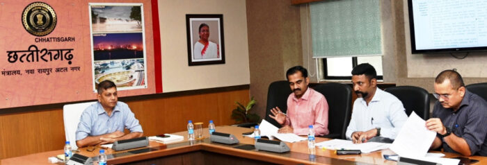 Road Safety Scenario: Chief Secretary Amitabh Jain gave instructions in the road safety scenario meeting.