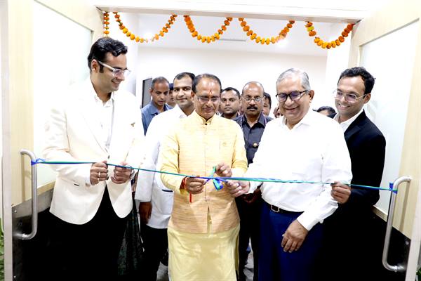 Hospital Inaugurated : मुख्यमंत्री शिवराज चौहान ने सागर मल्टी स्पेशलिटी हास्पिटल का किया लोकार्पण