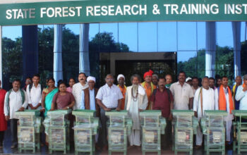 Medicinal Plants Board: Distribution of 'pulverizer' machine for grinding herbs by the Medicinal Plants Board.