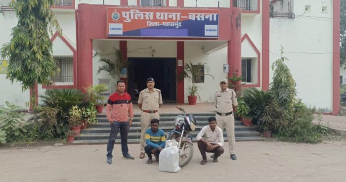 Drug Smuggler: Two accused arrested during vehicle checking, Rs 7 lakh ganja along with other items seized