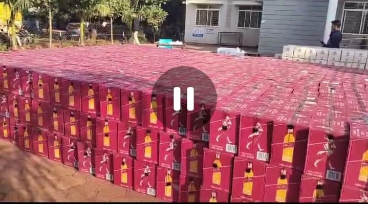 BIG Liquor Caught: Not 1-2, but 3 crore branded liquor containers seized…! Watch only liquor and liquor VIDEO