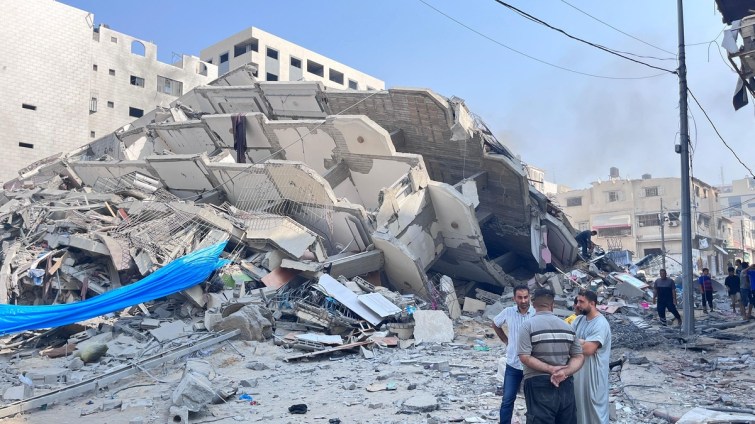 Israel-Hamas Conflict : गाजा का इलाका बना इमारतों का कब्रिस्तान, 1500 आतंकी मारे, हमास के 2200 ठिकाने तबाह