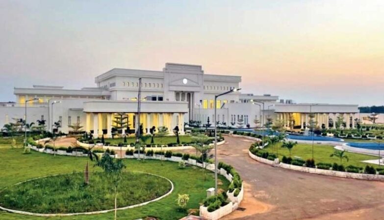 CM House in CG: Luxurious CM House ready for the new government of Chhattisgarh…! Will enter the house on this day