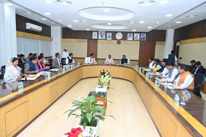 CG Cabinet Meeting: Cabinet meeting held at Mantralaya Mahanadi Bhawan under the chairmanship of Chief Minister Vishnudev Sai.