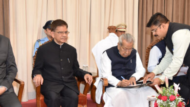 Take Oath: Governor Harichandan administered the oath of office to Narendra Shukla and Alok Chandravanshi as State Information Commissioner.