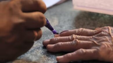 Loksabha Election 2024: On the second day of nomination in the second phase, a candidate submitted nomination papers in Kanker Lok Sabha constituency.