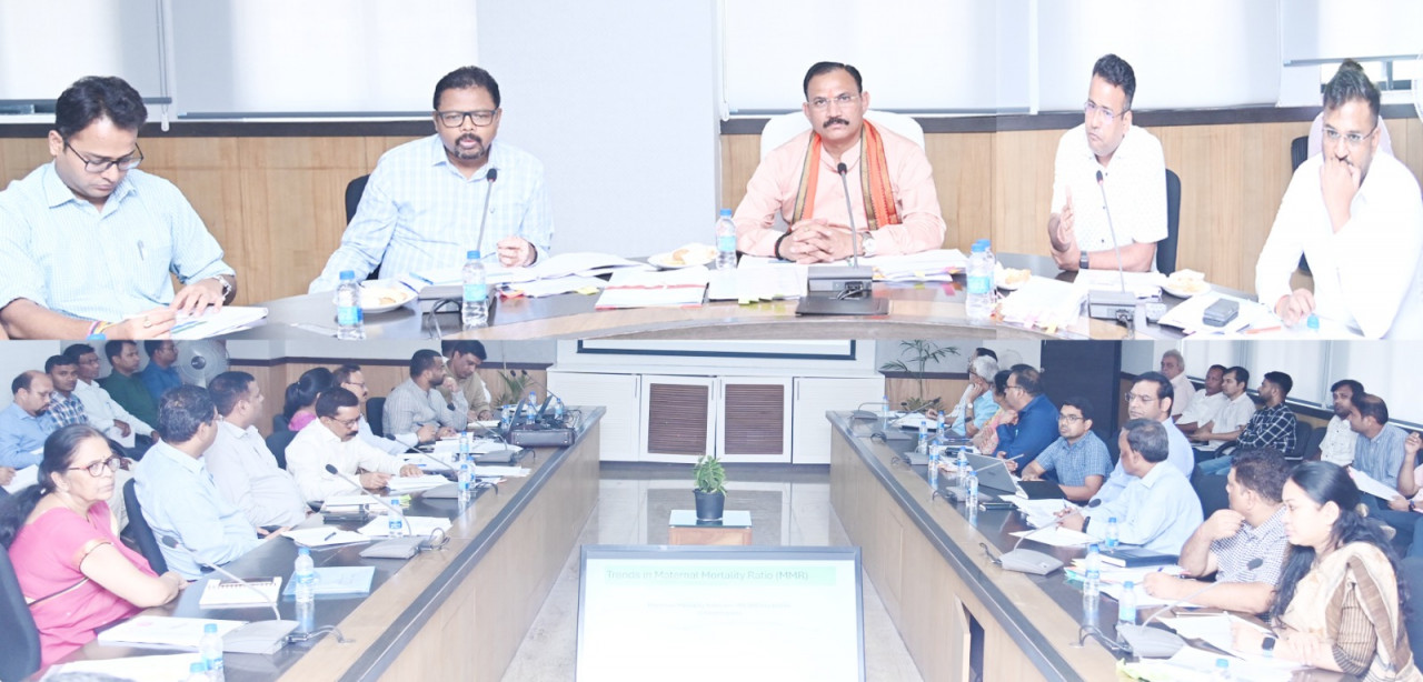 CG Health Minister: Health Minister reviewed the situation by holding a marathon meeting, government work started in Chhattisgarh as soon as the code of conduct ended