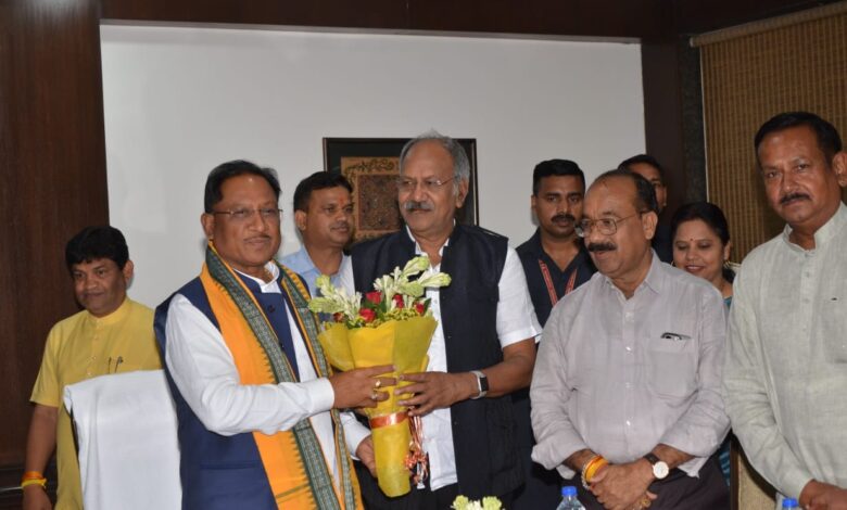 CM Vishnu: In honor of the newly elected Lok Sabha members of Chhattisgarh, Chhattisgarh Chief Minister Vishnudev Sai organized a dinner at Chhattisgarh Sadan in New Delhi.