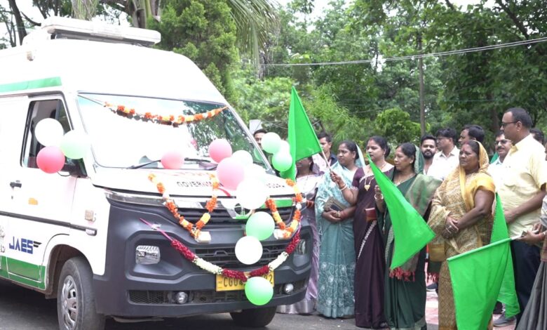 Jashpur News: Implementation of Chief Minister's announcement, Jashpur region got ambulance and hearse within 24 hours