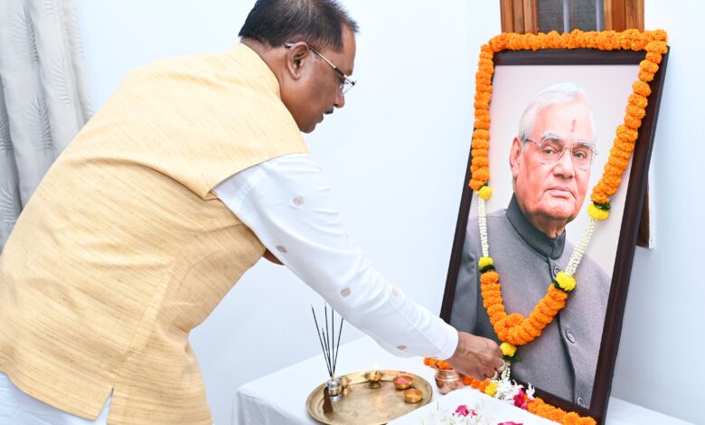 CM Vishnu: Chief Minister Vishnu Dev Sai paid tribute to former Prime Minister Bharat Ratna Late Atal Bihari Vajpayee on his death anniversary