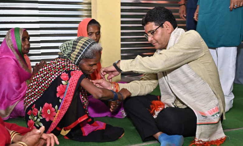 Revenue Minister Tank Ram Verma: Service to man is service to God, visited Indian Leprosy Prevention Association Sonthi Katre Nagar