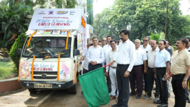 Nipun Bharat Mission: Mobile library van launched, 'Reading Campaign' is going on to promote reading skills and reading habits