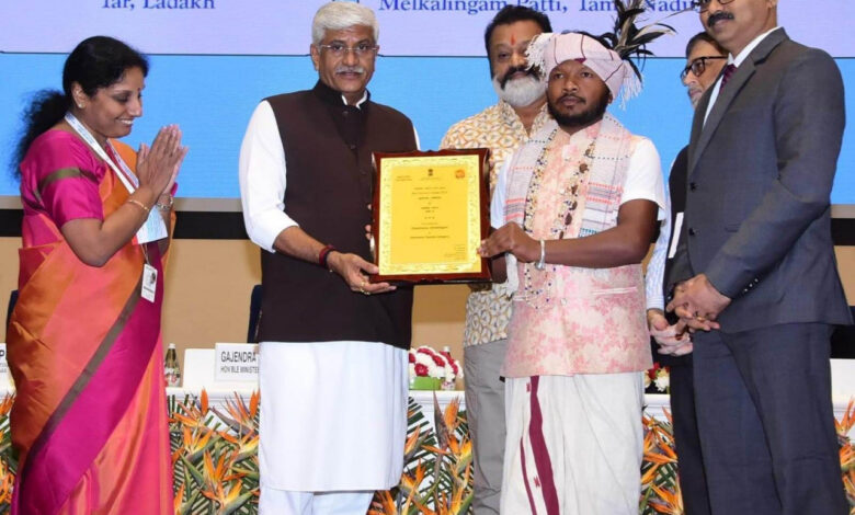 World Tourism Day: Chitrakot and Dhudmaras villages of Bastar received special honor on World Tourism Day, Chief Minister Vishnu Dev Sai congratulated them for the national award