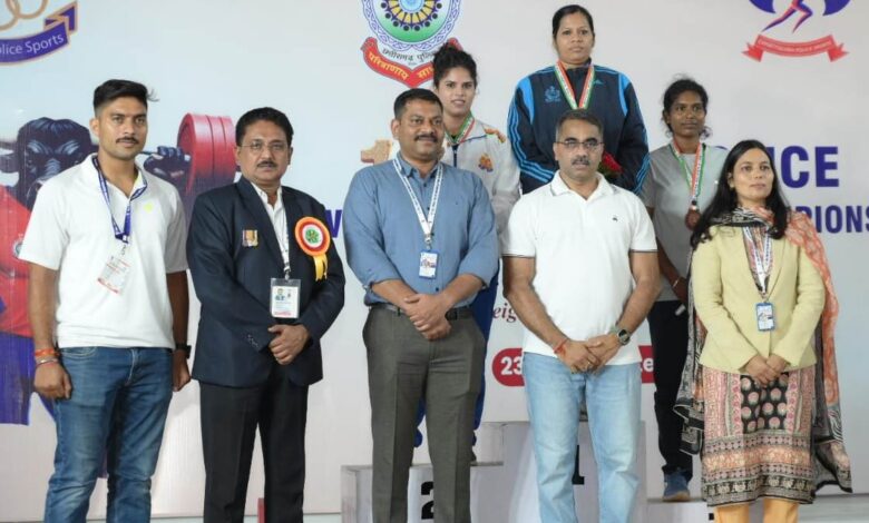 1st All India Police Weightlifting Cluster Championship: Uttar Pradesh Police won a total of 12 medals, police teams from across the country showed their strength