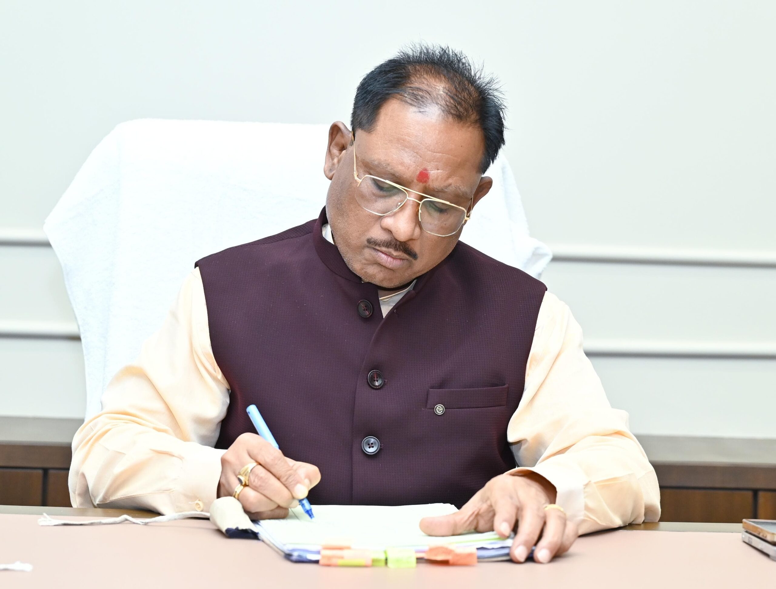 CG Government: Investigation of clerk Pradeep Upadhyay suicide case, after meeting with representatives of Brahmin community, Chief Minister Sai gave instructions for investigation