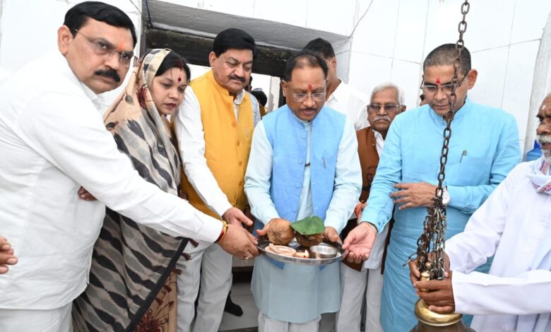 CM Vishnu Deo Sai: Chief Minister Vishnu Dev Sai attended the Guru Darshan Mela, worshiped the Guru Gaddi and took blessings...