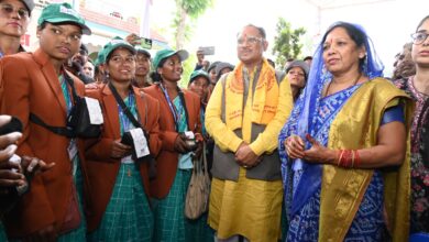 CM Camp Office Bagia: Chief Minister Vishnu Dev Sai distributed electricity kits to Bijli Sakhis, a meaningful initiative is being taken to connect women of self-help groups with employment