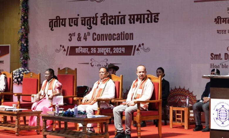 IIT BHILAI: President Draupadi Murmu attended the third and fourth convocation of IIT Bhilai, IIT Bhilai is promoting socially relevant research