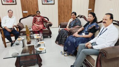 Election Commission of India: Observers appointed by the Election Commission of India met Chief Electoral Officer Reena Babasaheb Kangale