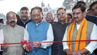 Bilaspur Sports Complex: Chief Minister Vishnudev Sai inaugurated the Bilaspur Sports Complex, the Chief Minister tried his hand at table tennis, squash and badminton with Deputy Chief Minister Arun Saw in the sports complex