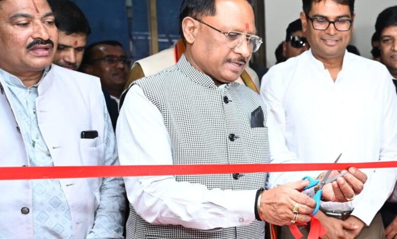 Raipur News: Chief Minister Vishnu Dev Sai inaugurated the new building of Rawatpura Sarkar Institute of Medical Sciences