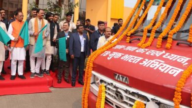 Green Flagged: Chief Minister Vishnu Dev Sai flagged off the mobile medical unit and promotional vehicle