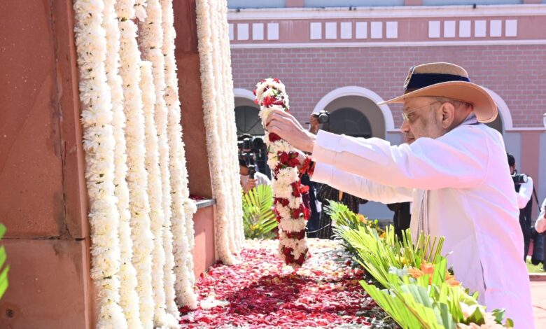 Amar Shaheed Vatika: Union Home Minister Amit Shah paid tribute to the martyred soldiers, Chief Minister paid tribute to the martyrdom of the martyred soldiers