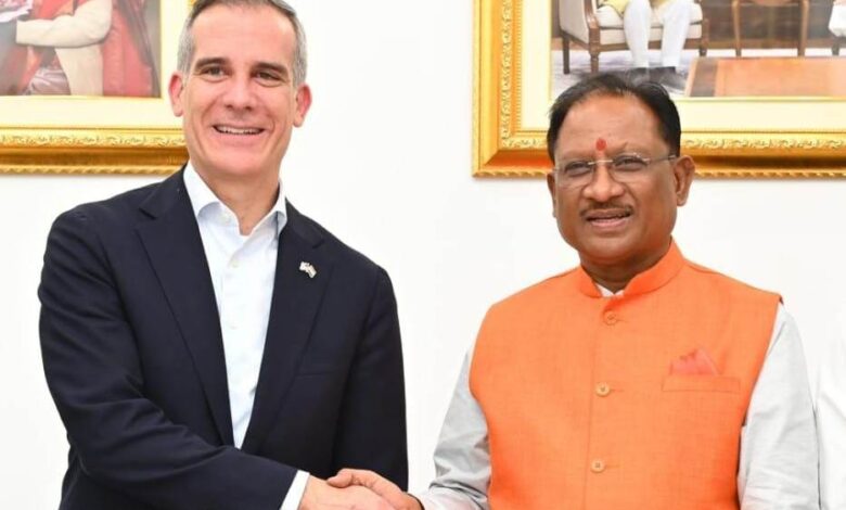 Courtesy Meet: US Ambassador Eric Garcetti met Chief Minister Vishnu Dev Sai... US Ambassador became familiar with Chief Minister Sai's vision for the development of Chhattisgarh