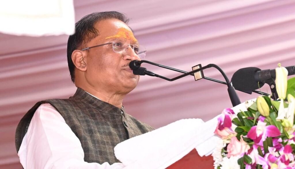 Dhamtari News : छत्तीसगढ़ में नागरिकों को सशक्त करने डिजिटल गवर्नेंस मॉडल, मुख्यमंत्री ने धमतरी में स्वामित्व कार्डो के वितरण का किया शुभारंभ, 268 करोड़ रूपये के विकास कार्यों की सौगात