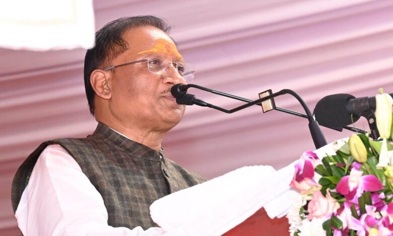 Dhamtari News: Digital governance model to empower citizens in Chhattisgarh, Chief Minister inaugurated the distribution of ownership cards in Dhamtari, gift of development works worth Rs 268 crore