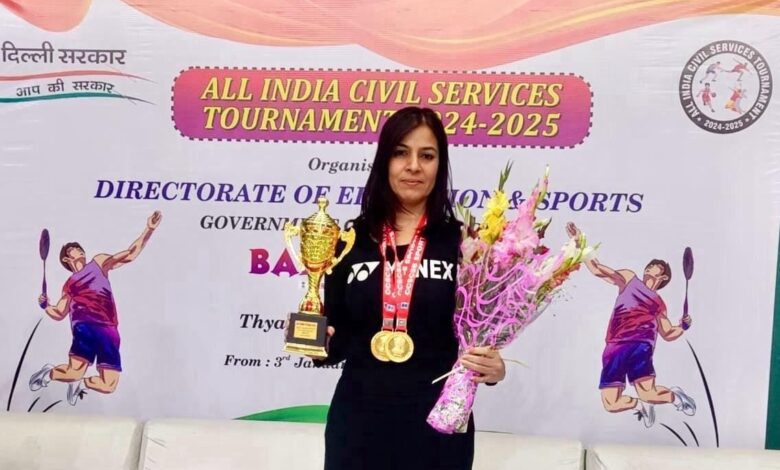 All India Civil Services Badminton Championship: Manishi Singh of Raipur won two gold medals in the All India Civil Services Badminton Championship