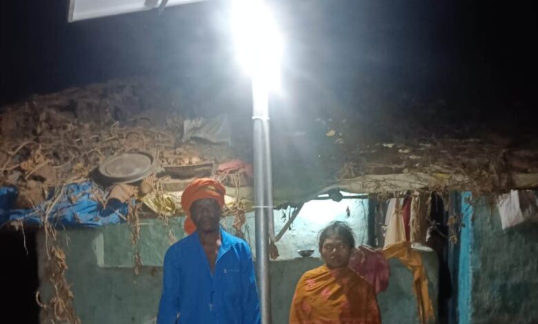 Special Article: Life of Baiga families of Kabirdham changed due to PM Janman Yojana, houses were lit up with solar energy of CREDA department under the good governance of Chief Minister