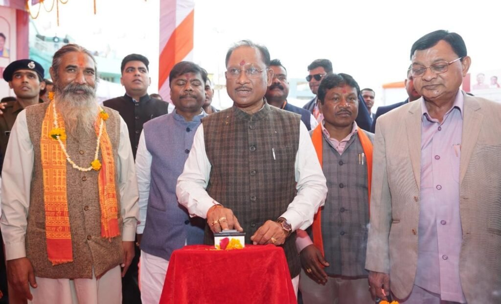 CG NEWS : महतारी वंदन योजना से हमारी माताओं और बहनों के चेहरे पर आई मुस्कान हमारे कार्य की सार्थकता, मुख्यमंत्री ने कोंडागांव जिले को दी 2 अरब 88 करोड़ 18 लाख रूपए के 168 विकास कार्यों की सौगात