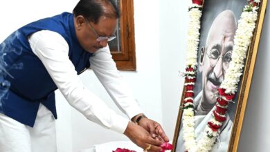 CM Vishnu: Chief Minister Vishnu Dev Sai paid tribute to Mahatma Gandhi on his death anniversary.