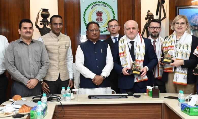 Courtesy Meet: A delegation of Poland's Foreign Affairs Committee met Chief Minister Vishnu Dev Sai, the Chief Minister invited investors from Poland and other European countries to invest in Chhattisgarh